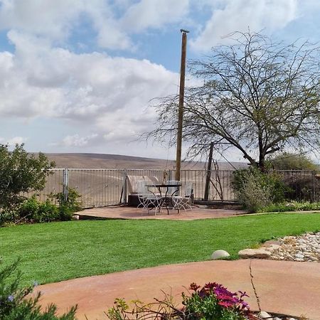 Desert Call Villa Арад Екстериор снимка