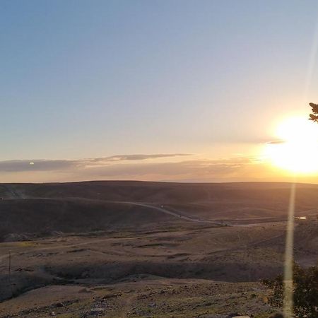Desert Call Villa Арад Екстериор снимка