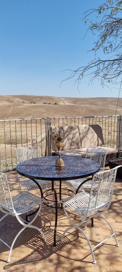 Desert Call Villa Арад Екстериор снимка